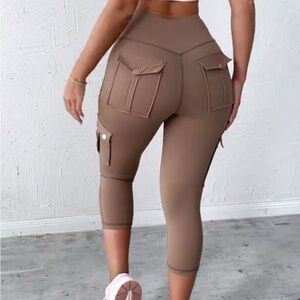 Chicme women’s butt lifting capri leggings stretchy. Tried on only. XL